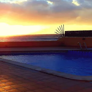 Lona, El Cieno Mit Pool Direkt Am Apartment